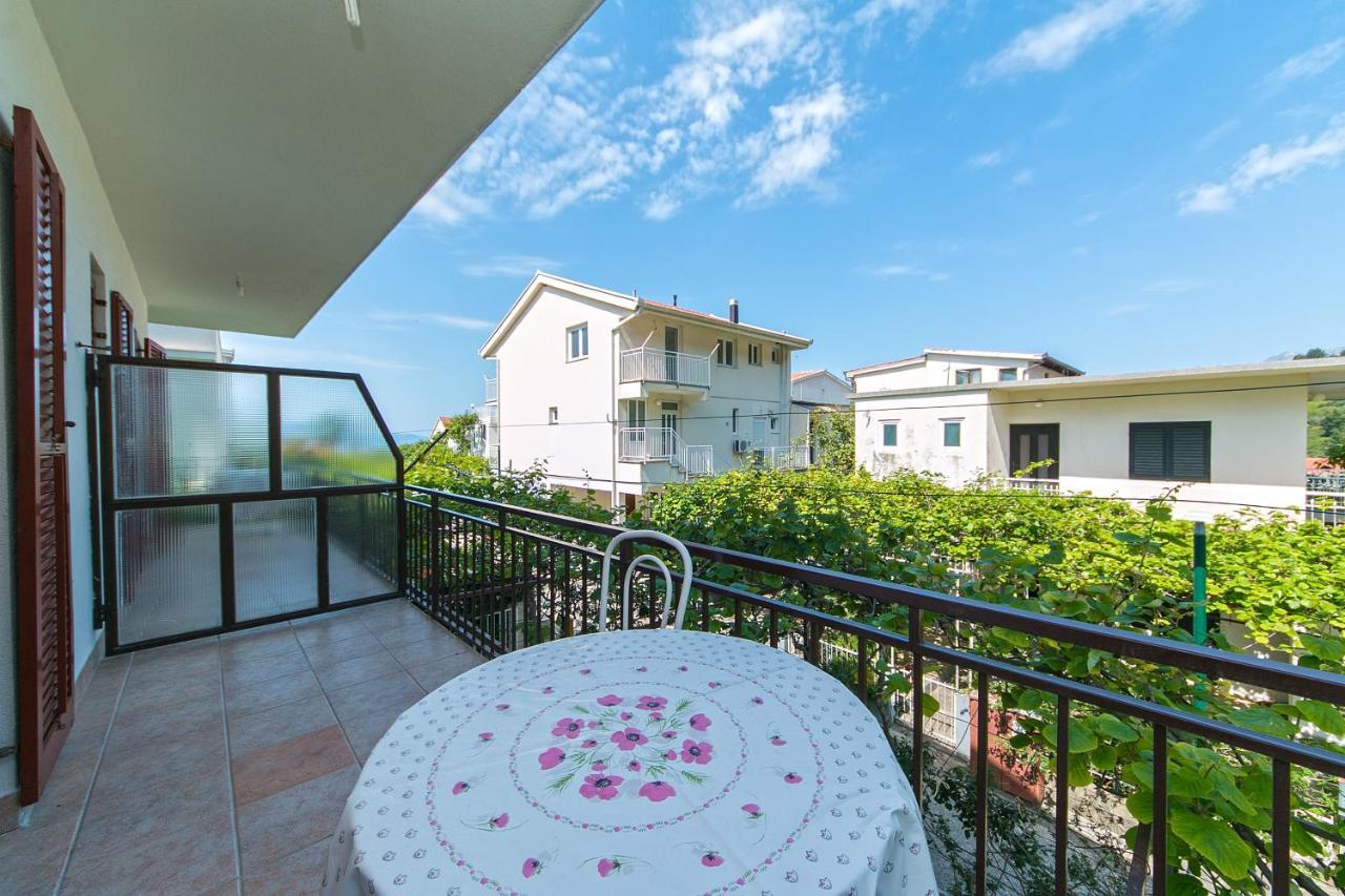 Apartments By The Sea Podaca, Makarska - 516 Екстер'єр фото
